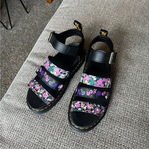 Dr martens floral sandals